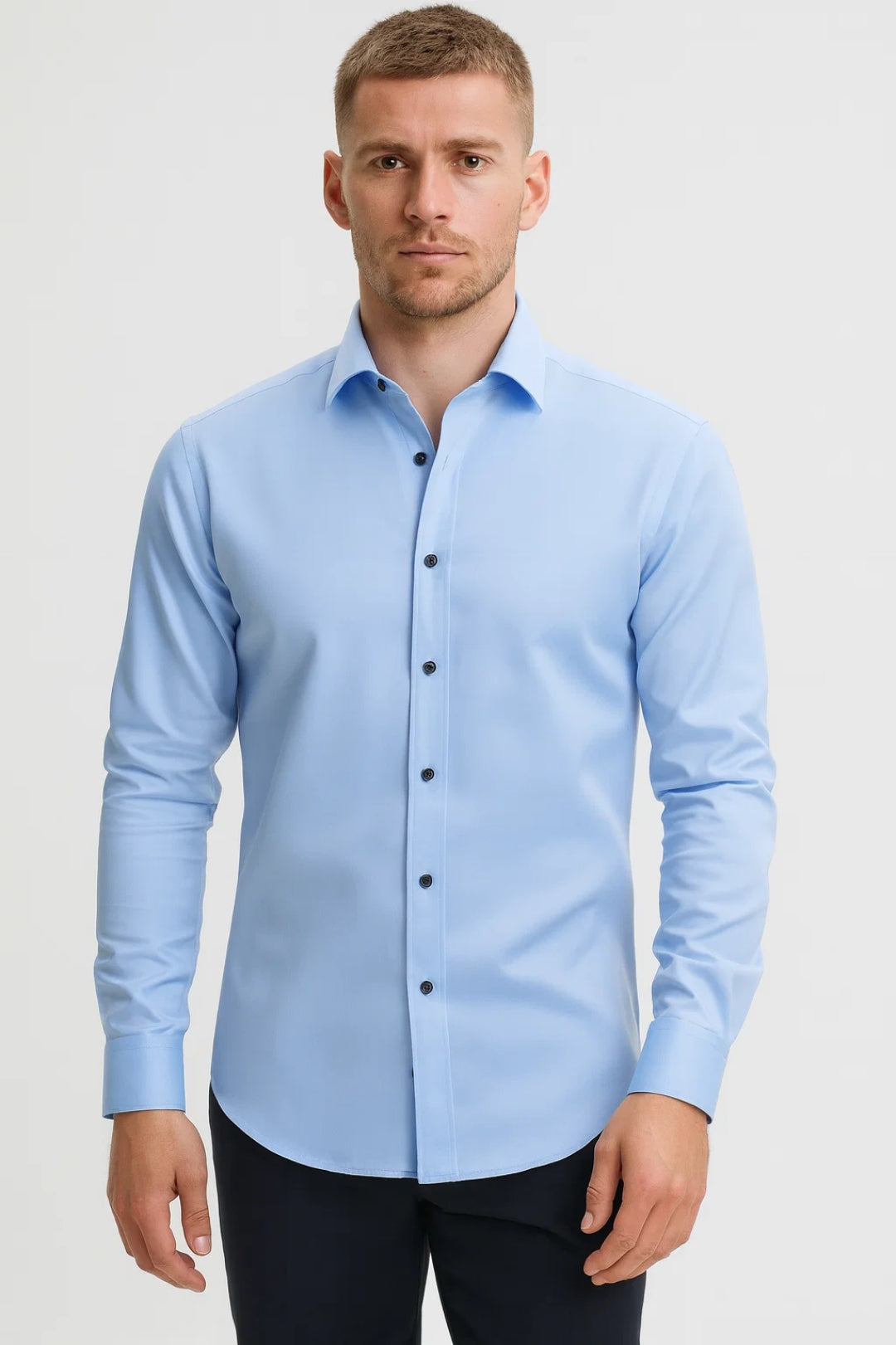 Chemise Homme - Coupe Ajustée Col Classique Boutons Assortis | Chic