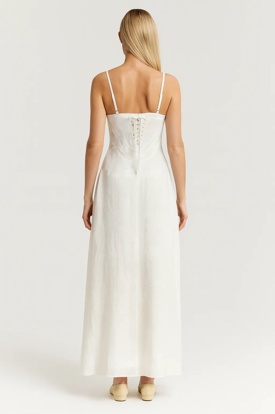 Robe Maxi Femme - Bretelles Fines Encolure Coeur Fluide | Élégante