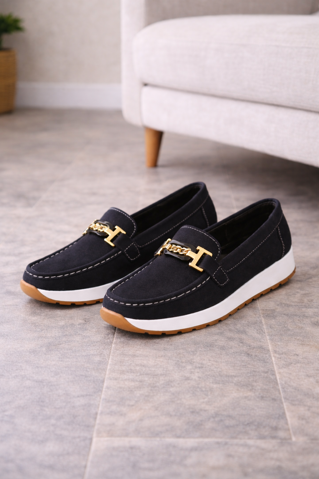 Élise - Mocassins Confort Femme avec Boucle Dorée et Semelle Plateforme Chic