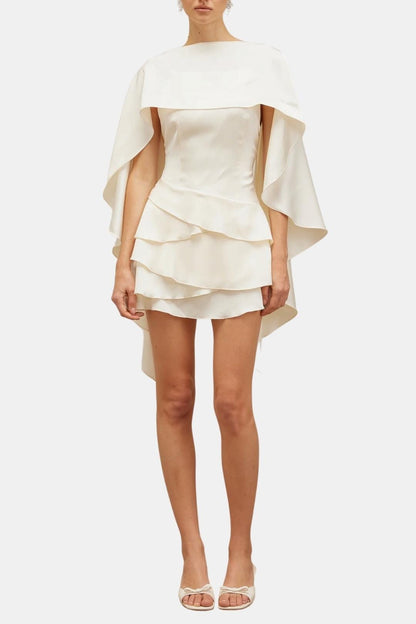 Anaïs - Robe de Soirée Courte Femme Glamour avec Cape Intégrée et Jupe à Volants