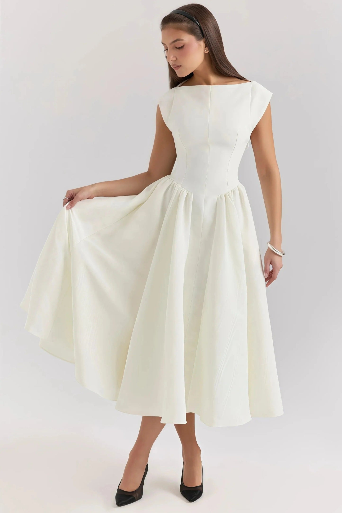 Chloé - Robe Invitée Mariage Simple Femme Élégante Midi à Col Bateau et Jupe Évasée
