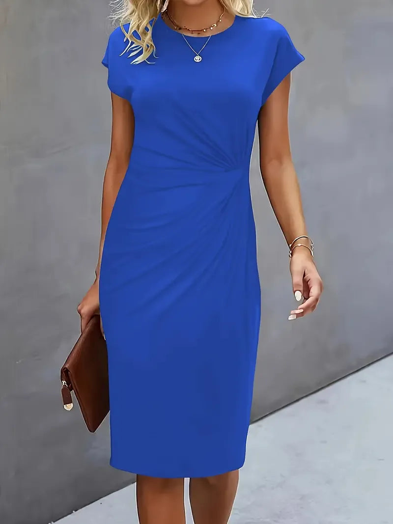 Clara - Robe Invitée Mariage Femme Chic Fourreau Drapé et Manches Courtes