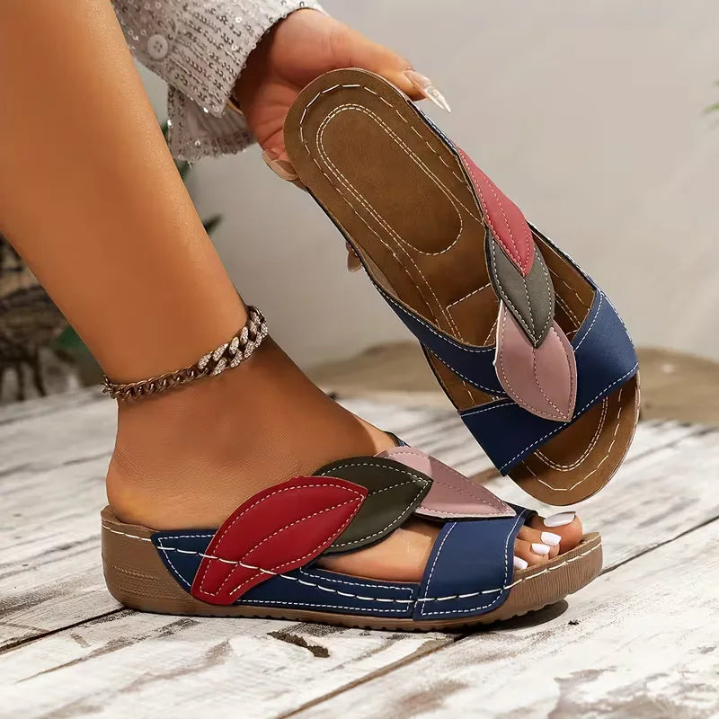 Inès - Sandales Orthopédiques Femme Bohème à Motif Feuilles et Semelle Compensée Surpiqûrée