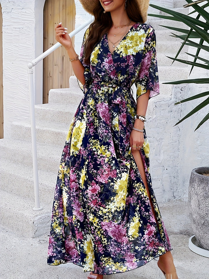 Jade - Robe Invitée Mariage Femme Longue Fleurie à Col V et Fente avec Ceinture