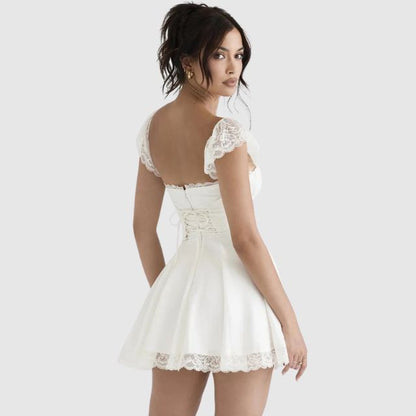 Jade - Robe Mariage Invitée Mini Femme Romantique en Dentelle avec Jupe Évasée et Col Carré
