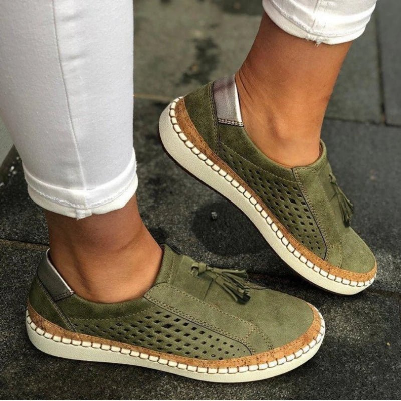 Léa - Baskets Confort Femme Décontractées avec Perforations et Pompons