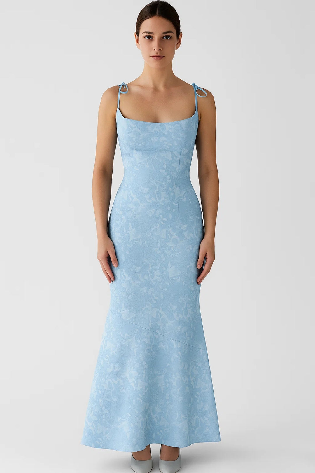 Robe Maxi Femme - Bretelles Nouées Moulante Évasée | Élégante