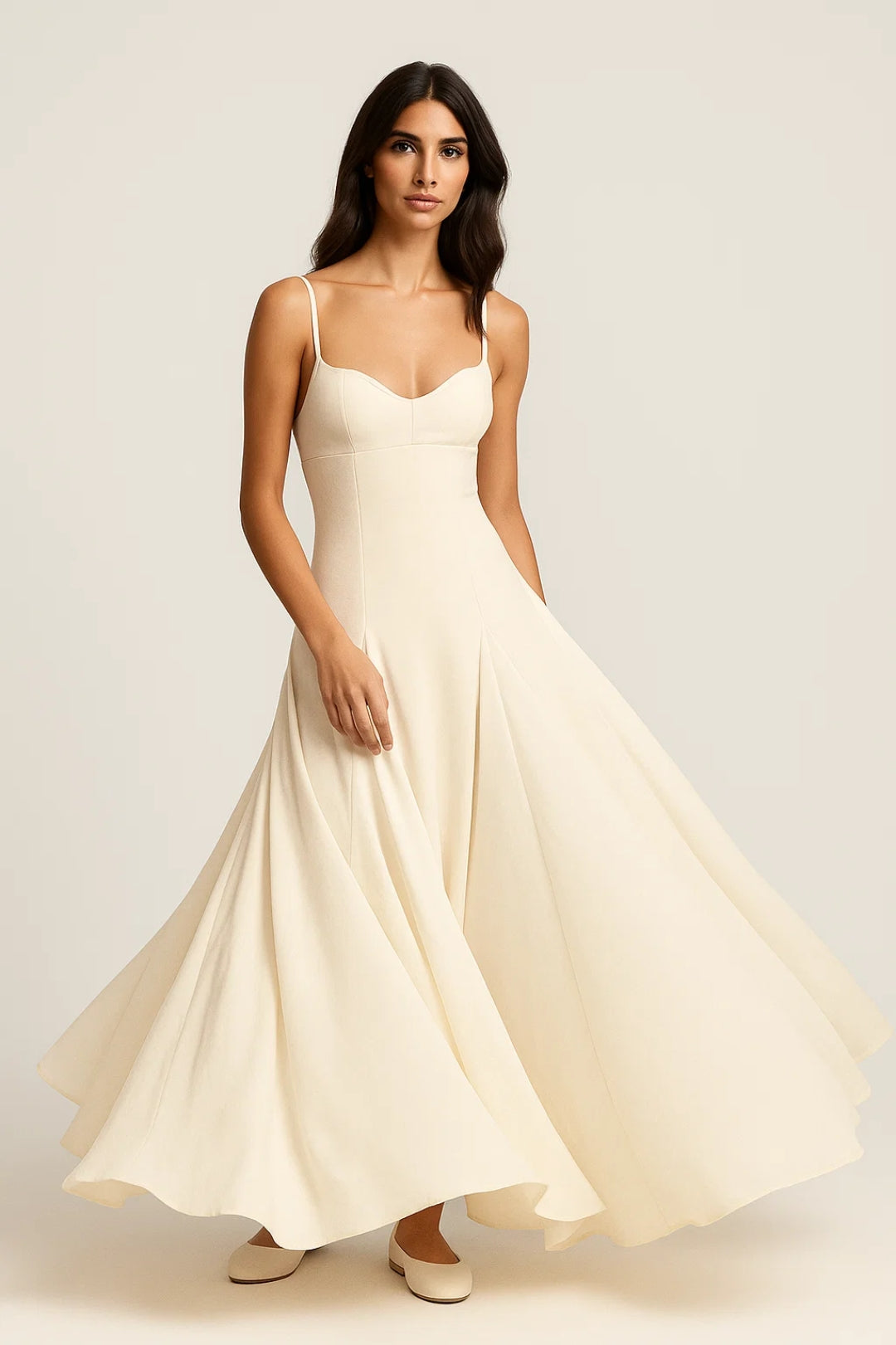 Robe Maxi Femme - Bretelles Fines Col Coeur Évasée | Élégante