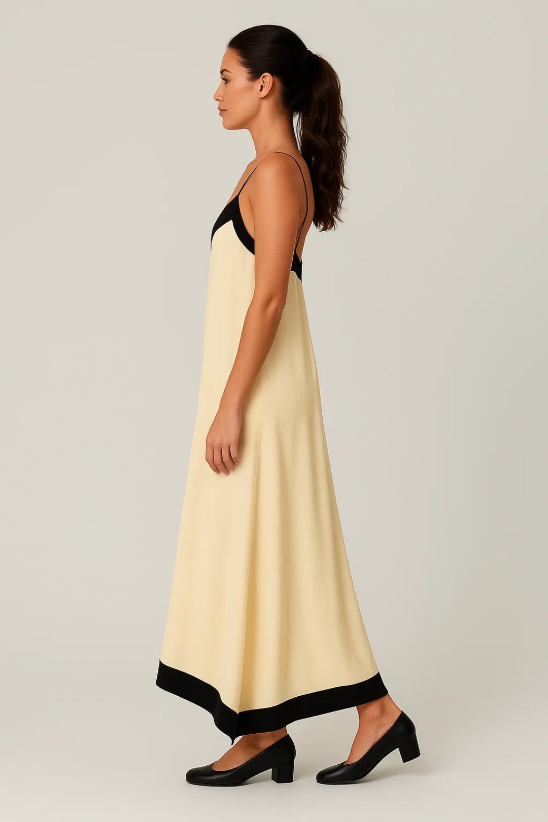 Robe Maxi Femme - Bretelles Fines Col V Bordures Contrastées | Chic