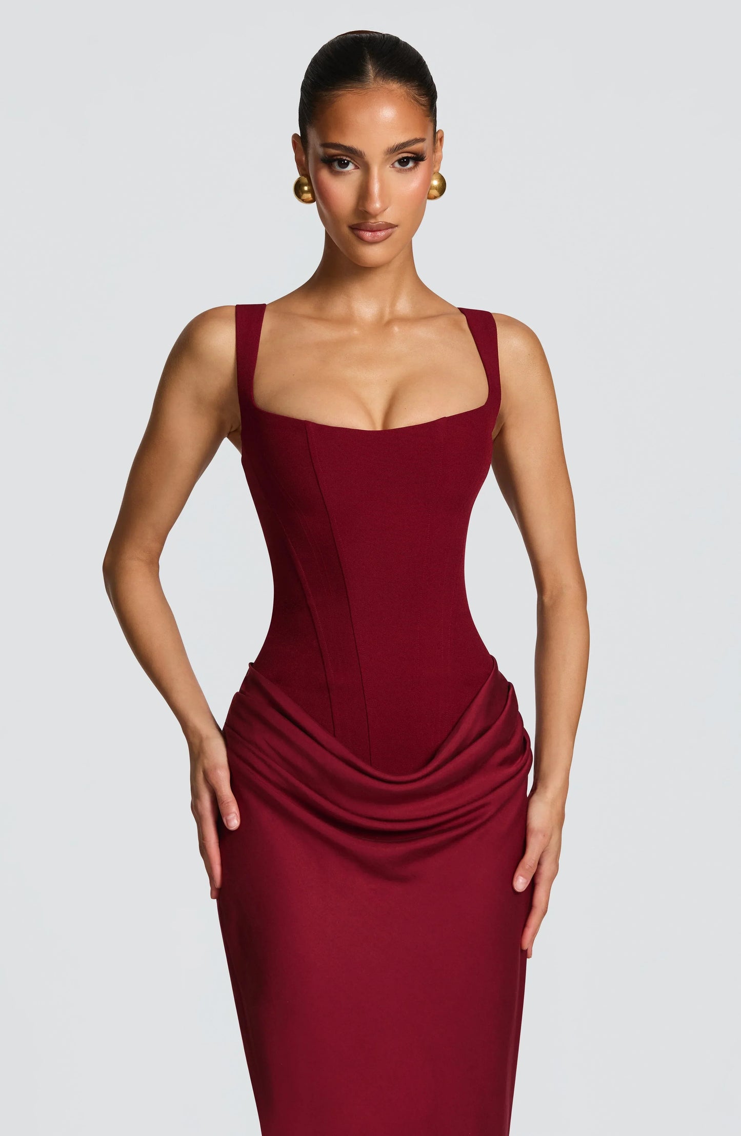 Valentina - Robe Invitée Mariage Femme à Bretelles Larges avec Coupe Corset et Drapé Latéral