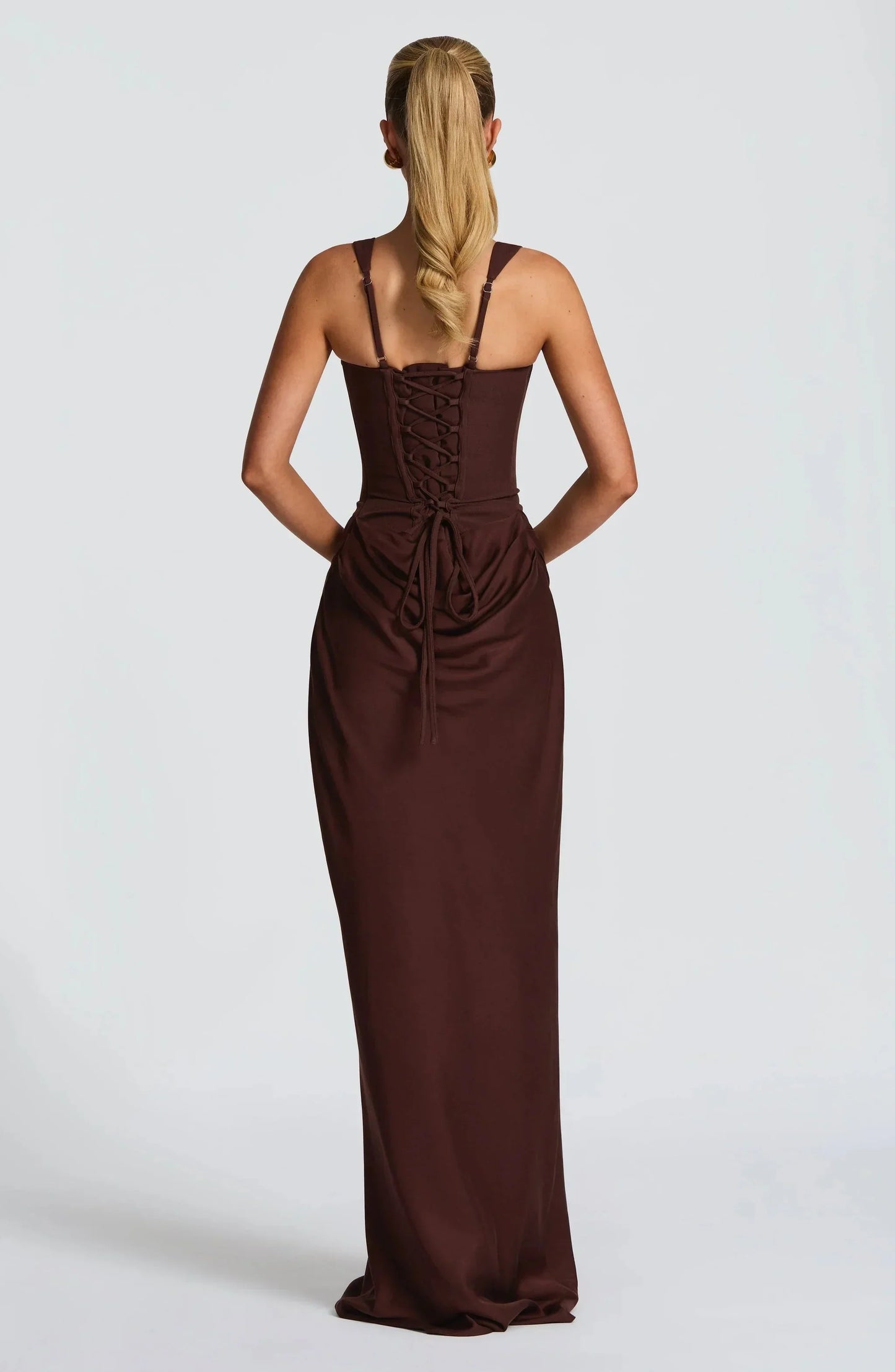 Valentina - Robe Invitée Mariage Femme à Bretelles Larges avec Coupe Corset et Drapé Latéral