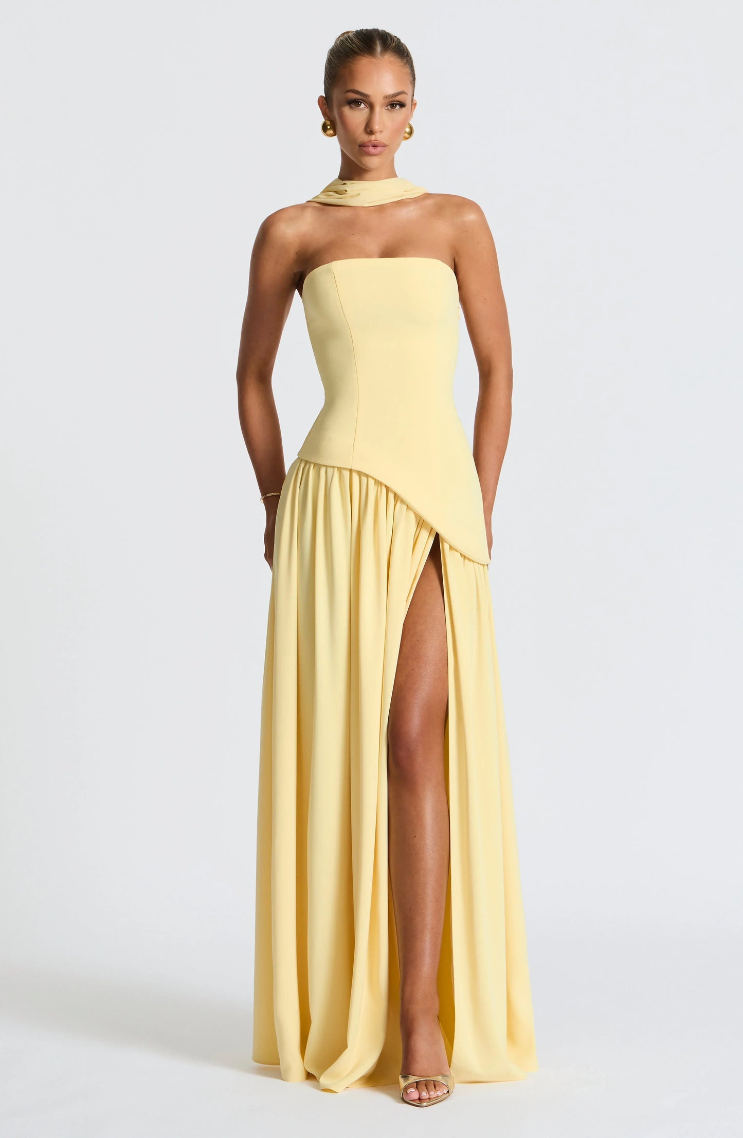 Éleonore - Robe Invitée Mariage Femme Habillée Bustier avec Fente Haute et Écharpe au Cou