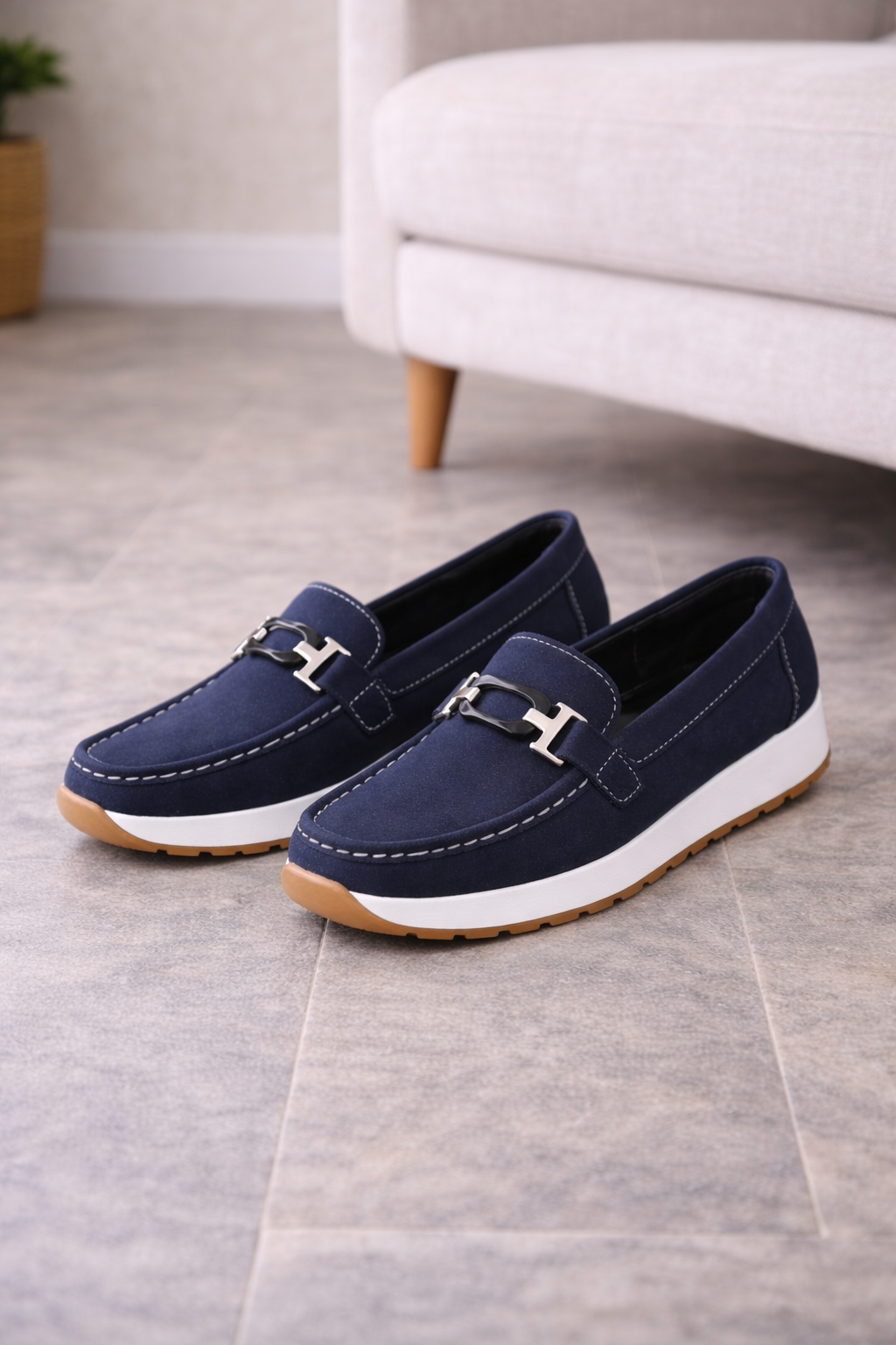 Élise - Mocassins Confort Femme avec Boucle Dorée et Semelle Plateforme Chic
