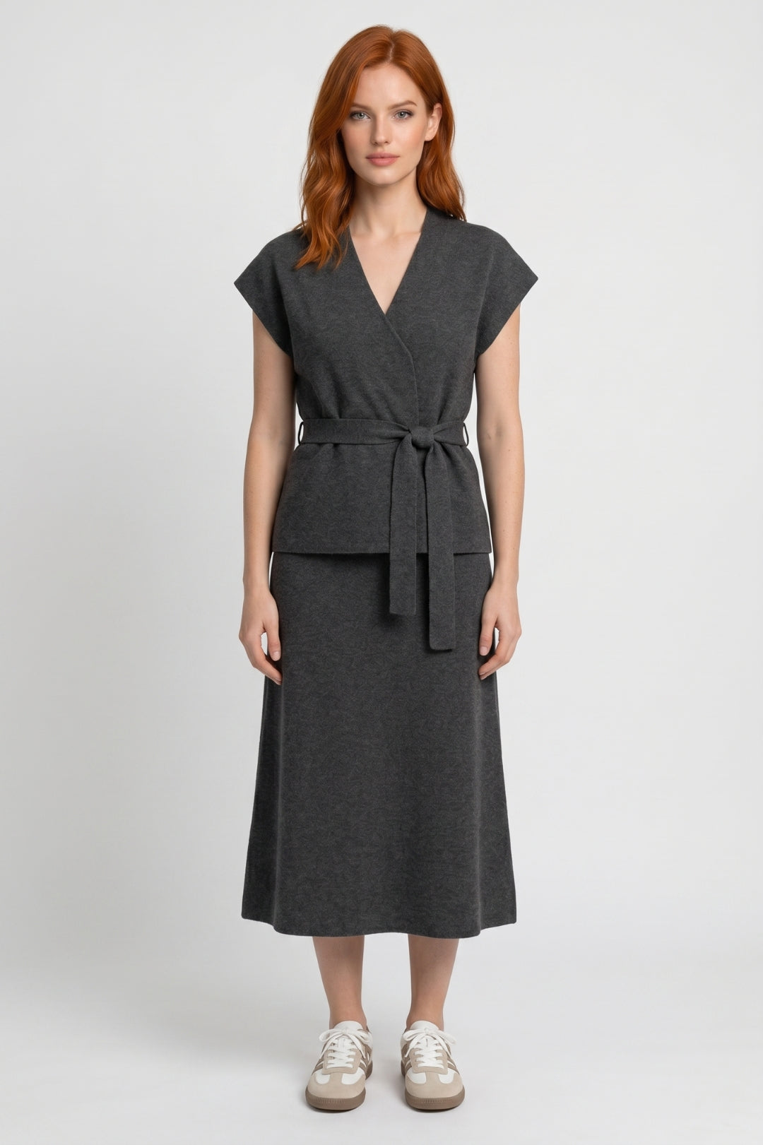 Ensemble Femme - Col Croisé Ceinturé Sans Manches | Professionnel