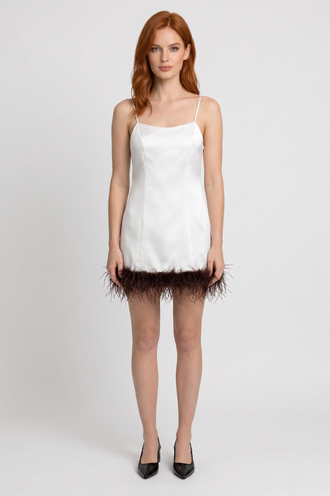 Robe Mini Femme - Bretelles Dos Ouvert Bordure Plumes | Chic